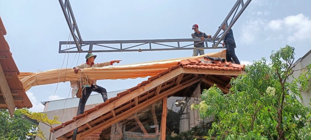 công trình mái xếp lượn sóng thực tế